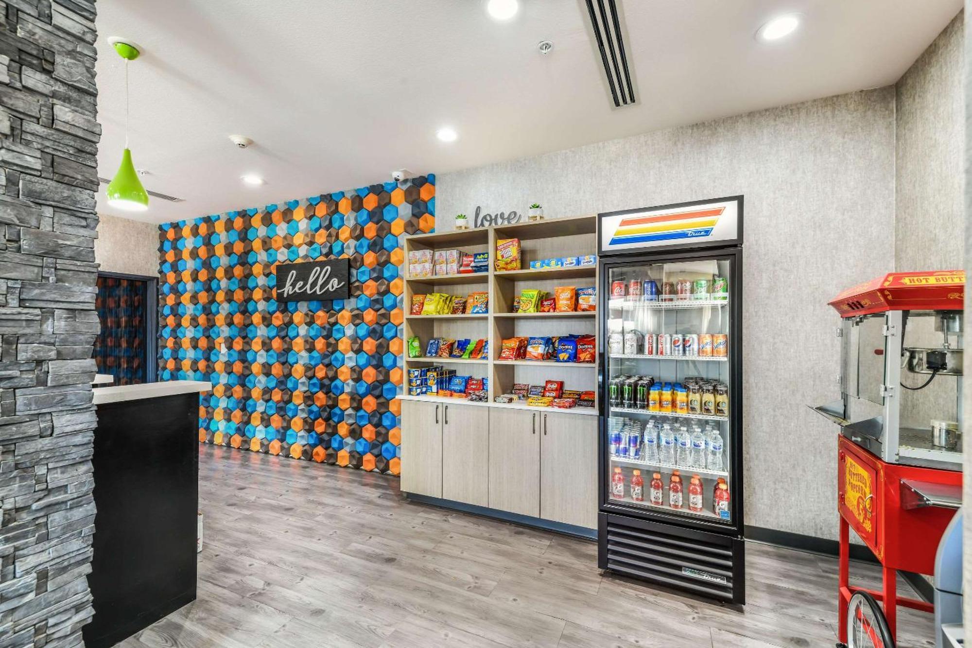 Hy-Lo Hotel, Ascend Hotel Collection Calera Екстериор снимка
