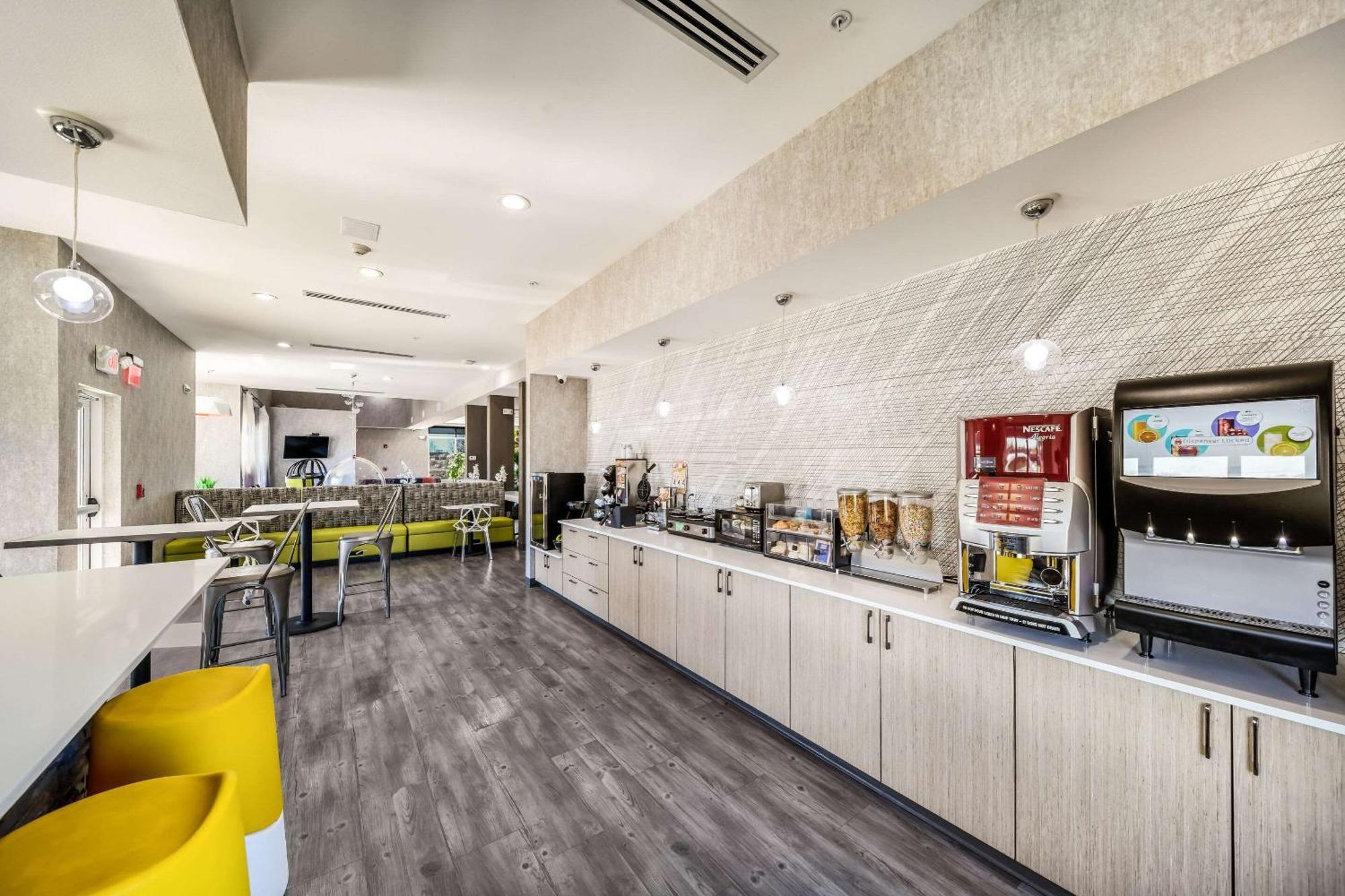 Hy-Lo Hotel, Ascend Hotel Collection Calera Екстериор снимка