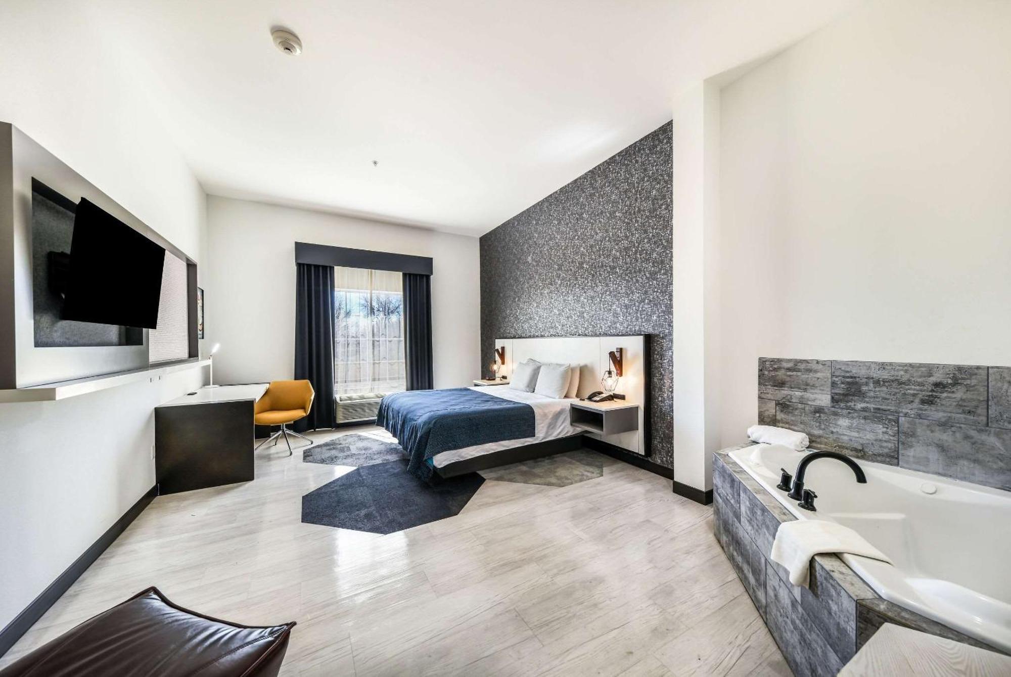 Hy-Lo Hotel, Ascend Hotel Collection Calera Екстериор снимка