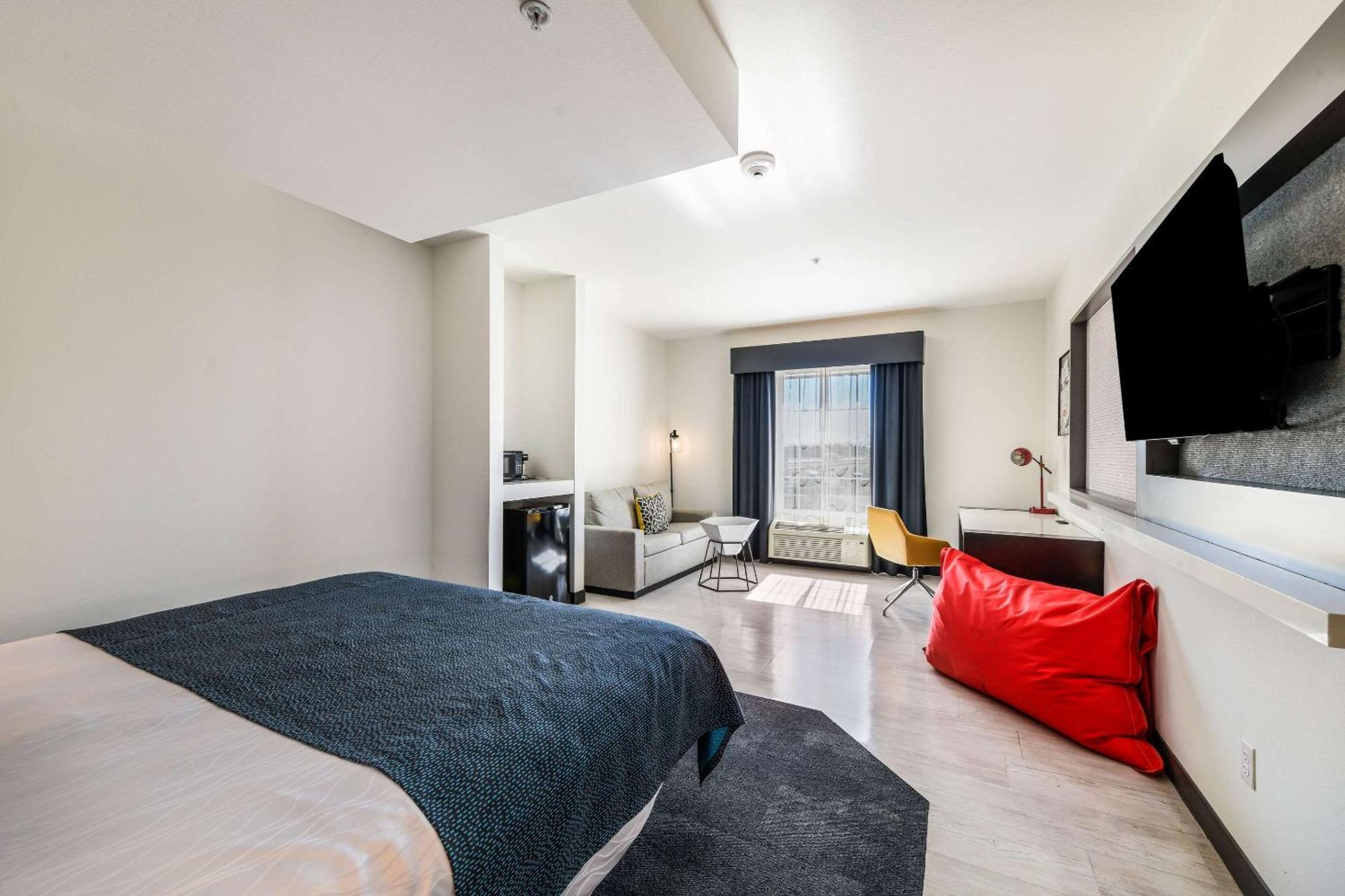 Hy-Lo Hotel, Ascend Hotel Collection Calera Екстериор снимка